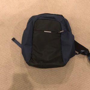 Mixi slim sleek backpack with usb for charging